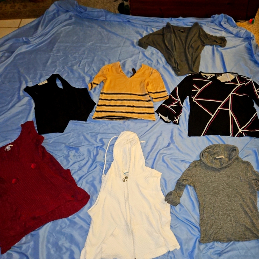 Stylish Womens'  Tops